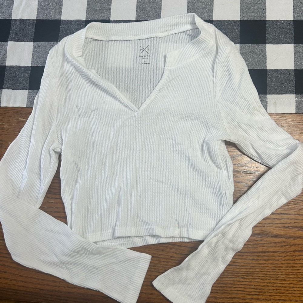 PacSun White Ribbed V-Neck Crop Top